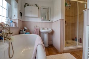 Bathroom- click for photo gallery